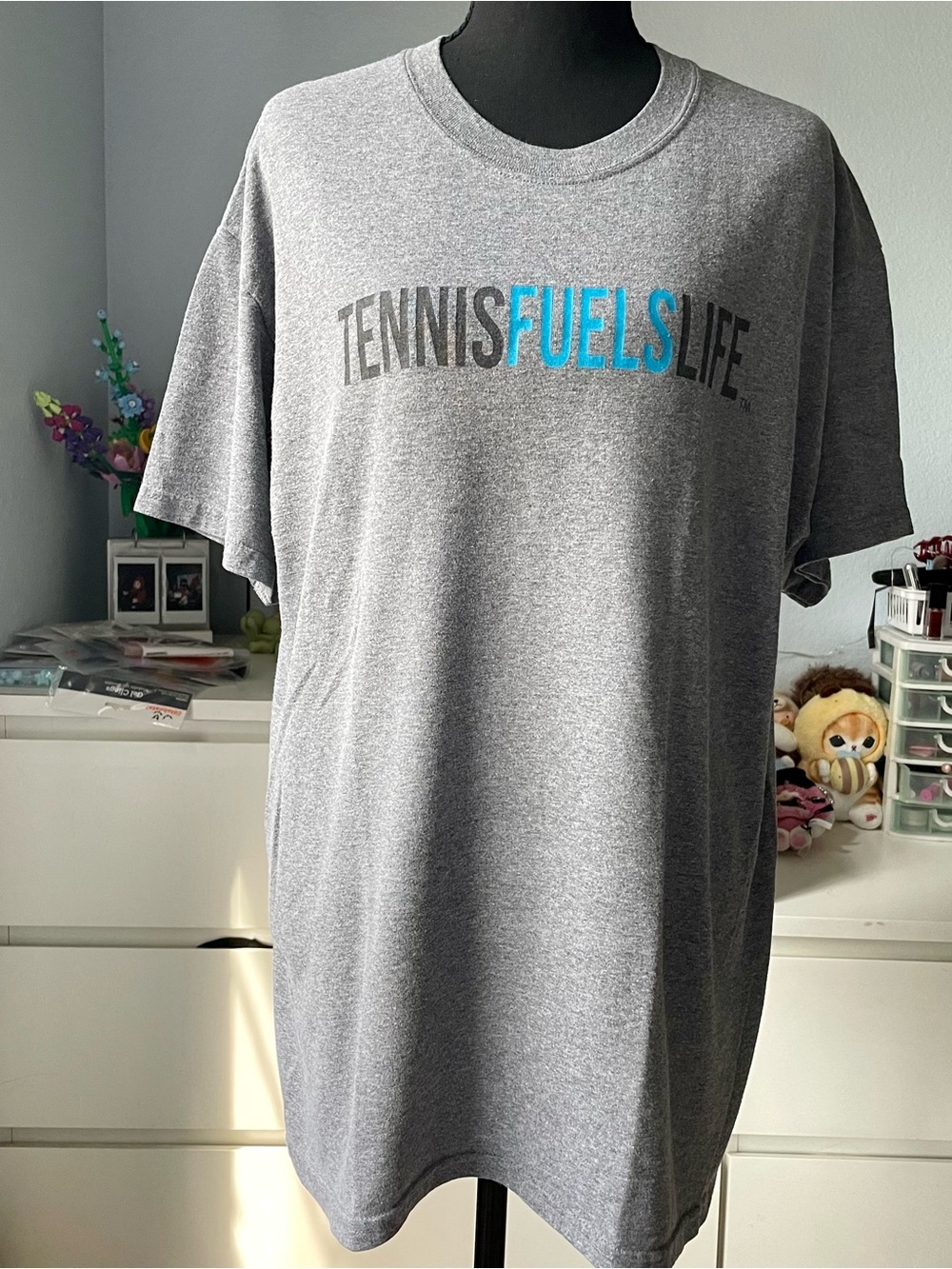 Gildan Tennis Fuels Life T-Shirt Gray Unisex Adult Size L